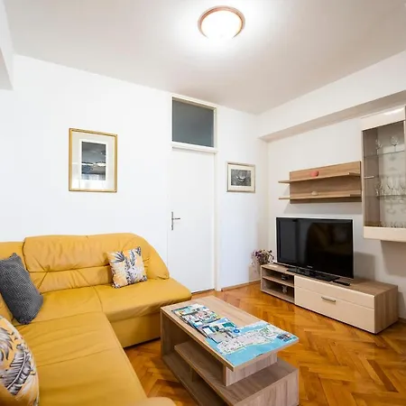Suzy Apartament *